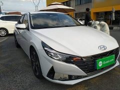 Hyundai Elantra 1.5L CVT Luxury - ფოტო 3
