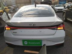 Hyundai Elantra 1.5L CVT Luxury - ფოტო 5