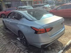 Nissan Teana 2.0L XL Comfort - ფოტო 4