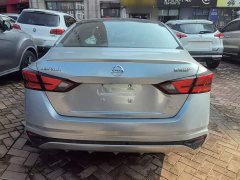 Nissan Teana 2.0L XL Comfort - ფოტო 5