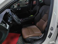 Volvo S60 B4 Smart Luxury Edition - ფოტო 14