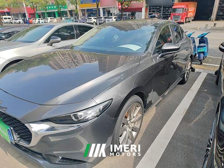 Mazda3 Axela 2.0L Automatic Elegant Edition