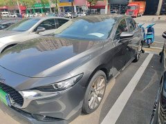 Mazda3 Axela 2.0L Automatic Elegant Edition - photo 1