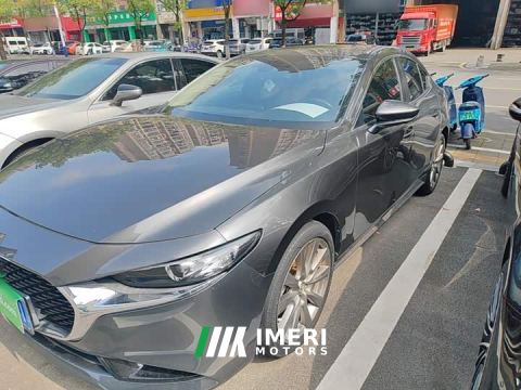 2022 Mazda3 Axela 2.0L Automatic Elegant Edition