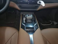 FAW Red Flag E-QM5 431km Charging Comfort Edition - ფოტო 13