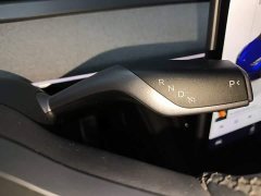 Tesla Model Y Long Range All-Wheel Drive - ფოტო 13