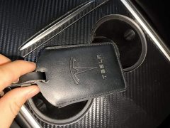 Tesla Model Y Long Range All-Wheel Drive - ფოტო 8