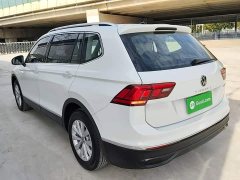 Volkswagen Tiguan L Outstanding Edition 300TSI Automatic FWD Dragon Ascendant Version - photo 4