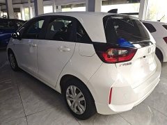Honda Fit 1.5L CVT Trend Edition - ფოტო 4