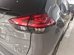 Nissan Qashqai Honor 2.0L FWD Premium - photo 7