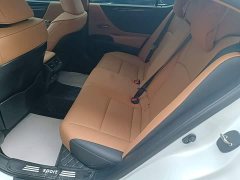 Lexus ES 260 Excellence Edition - ფოტო 16