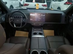Li Auto L9 Max - ფოტო 9