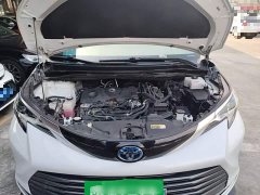 Toyota Sienna 2.5L Hybrid Premium Edition - фото 19