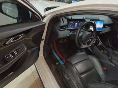 Lynk & Co 03 1.5T DCT Vigor Plus - ფოტო 15