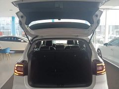 Volkswagen Touran 200TSI DSG Smart Connected Edition - ფოტო 18