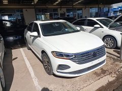 Volkswagen Lavida 300TSI DSG Full Comfort Edition - photo 3