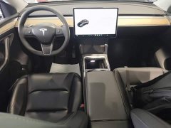 Tesla Model Y Standard Range RWD - ფოტო 9