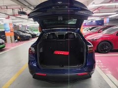 Tesla Model Y Long Range All-Wheel Drive - ფოტო 18