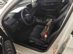 Honda Civic Hatchback 240 Turbo CVT Sport Edition - ფოტო 14