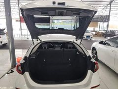 Honda Civic Hatchback 240 Turbo CVT Sport Edition - ფოტო 18