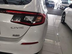 Honda Civic Hatchback 240 Turbo CVT Sport Edition - ფოტო 7