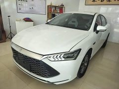BYD Qin PLUS Glory Edition DM-i 55KM Leading - ფოტო 1