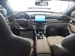 BYD Qin PLUS Glory Edition DM-i 55KM Leading - ფოტო 9