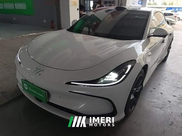 IM Motors Zhiji L6 Max Long Range Edition - ავტომობილი ჩინეთიდან