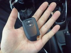 Toyota Yaris L 1.5L CVT Luxury Plus - ფოტო 8