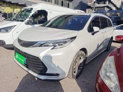 Toyota Sienna 2.5L Hybrid Comfort Edition - ფოტო 1