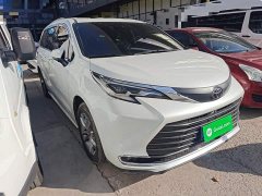 Toyota Sienna 2.5L Hybrid Comfort Edition - ფოტო 3