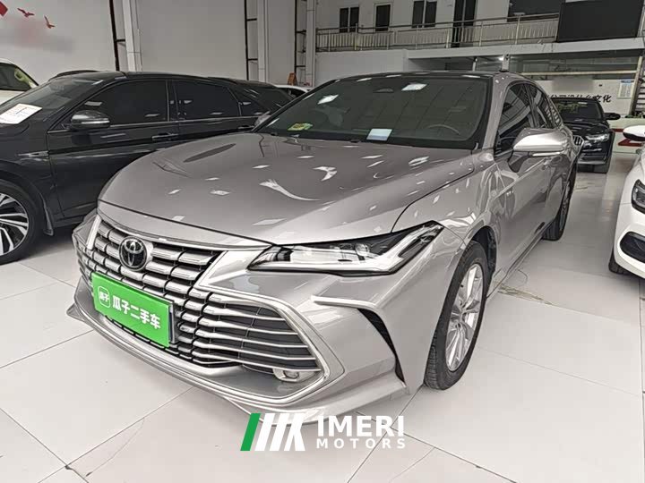 Toyota Avalon Dual-Engine 2.0L Elite Edition