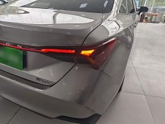 Toyota Avalon Dual-Engine 2.0L Elite Edition - ფოტო 7