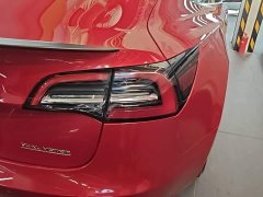 Tesla Model 3 Performance All-Wheel Drive - ფოტო 7