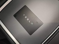 Tesla Model 3 Performance All-Wheel Drive - ფოტო 8
