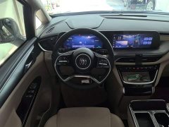 Buick GL8 New Energy Lusang Respect Edition - ფოტო 10