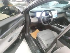 Lynk & Co 08 EM-P 120km Long Range Pro - ფოტო 15