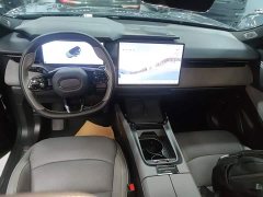 Lynk & Co 08 EM-P 120km Long Range Pro - ფოტო 9