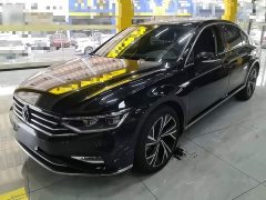 Volkswagen Magotan 330TSI DSG Luxury - ფოტო 1