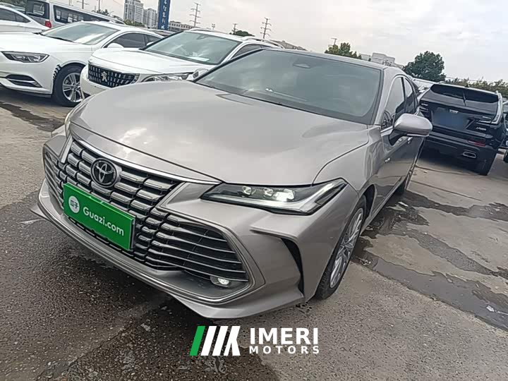 Toyota Avalon Hybrid 2.0L Luxury - ავტომობილი ჩინეთიდან