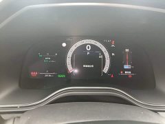 Toyota Avalon Hybrid 2.0L Luxury - ფოტო 11