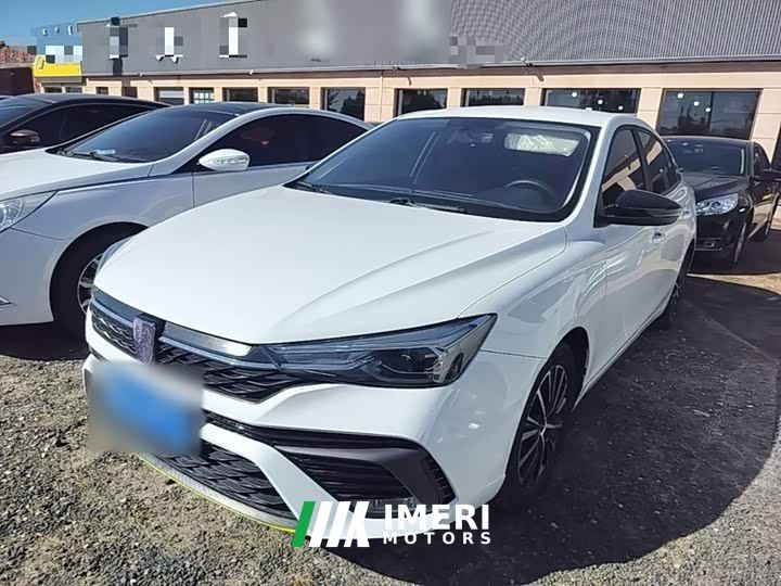 SAIC MG i5 1.5L Manual Platinum Edition