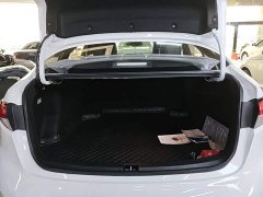Toyota Corolla Hybrid 1.8H E-CVT Luxury - ფოტო 18