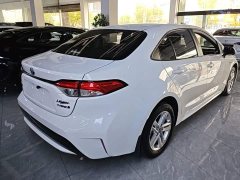 Toyota Corolla Hybrid 1.8H E-CVT Luxury - ფოტო 6