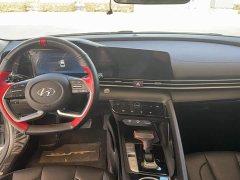 Hyundai Elantra 1.5L CVT Luxury - ფოტო 9