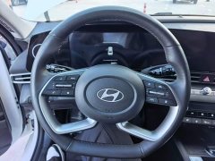 Hyundai Elantra 1.5L CVT Luxury - ფოტო 10
