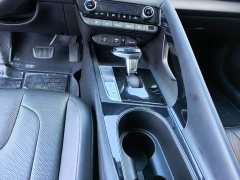 Hyundai Elantra 1.5L CVT Luxury - ფოტო 13