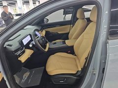 Geely Galaxy L6 125km PLUS - ფოტო 14