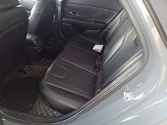 Hyundai Elantra 1.5L CVT GLX Elite - ფოტო 16