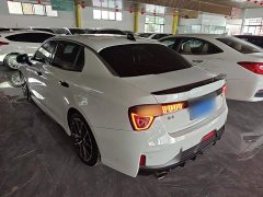 Lynk & Co 03 1.5T DCT Pro - ფოტო 4